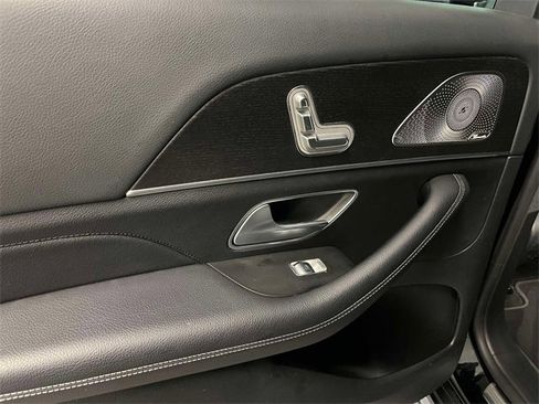 Certified 2023 Mercedes-Benz GLS 450 4MATIC image 11