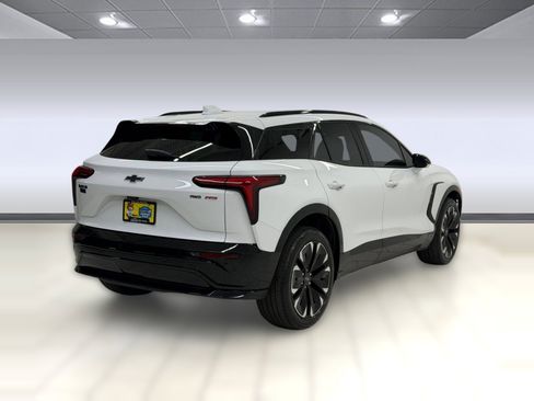 Used 2024 Chevrolet Blazer EV RS AWD/4WD image 7