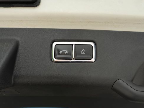 Certified 2024 Kia EV9 Land AWD/4WD image 39