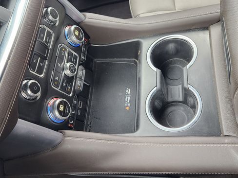 Certified 2024 GMC Yukon SLT w/ SLT Premium Package image 24