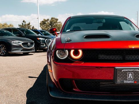 Used 2023 Dodge Challenger SRT Hellcat RWD image 9