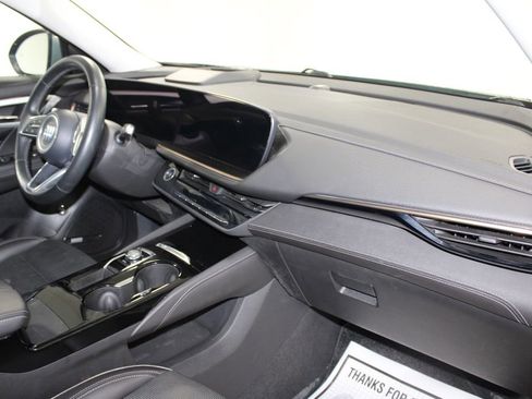 Used 2024 Buick Envision Avenir image 31