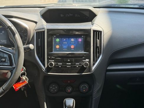 Used 2019 Subaru Crosstrek 2.0i Premium AWD/4WD image 18