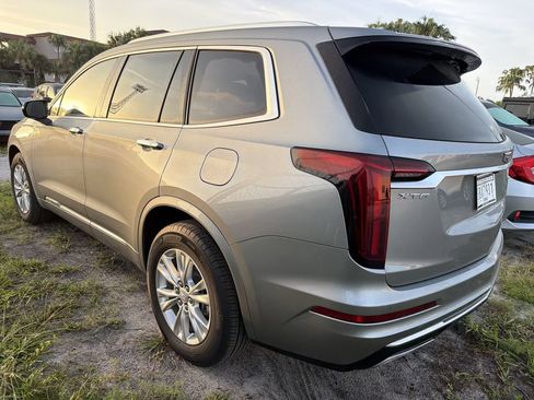 Used 2024 Cadillac XT6 Luxury FWD image 7