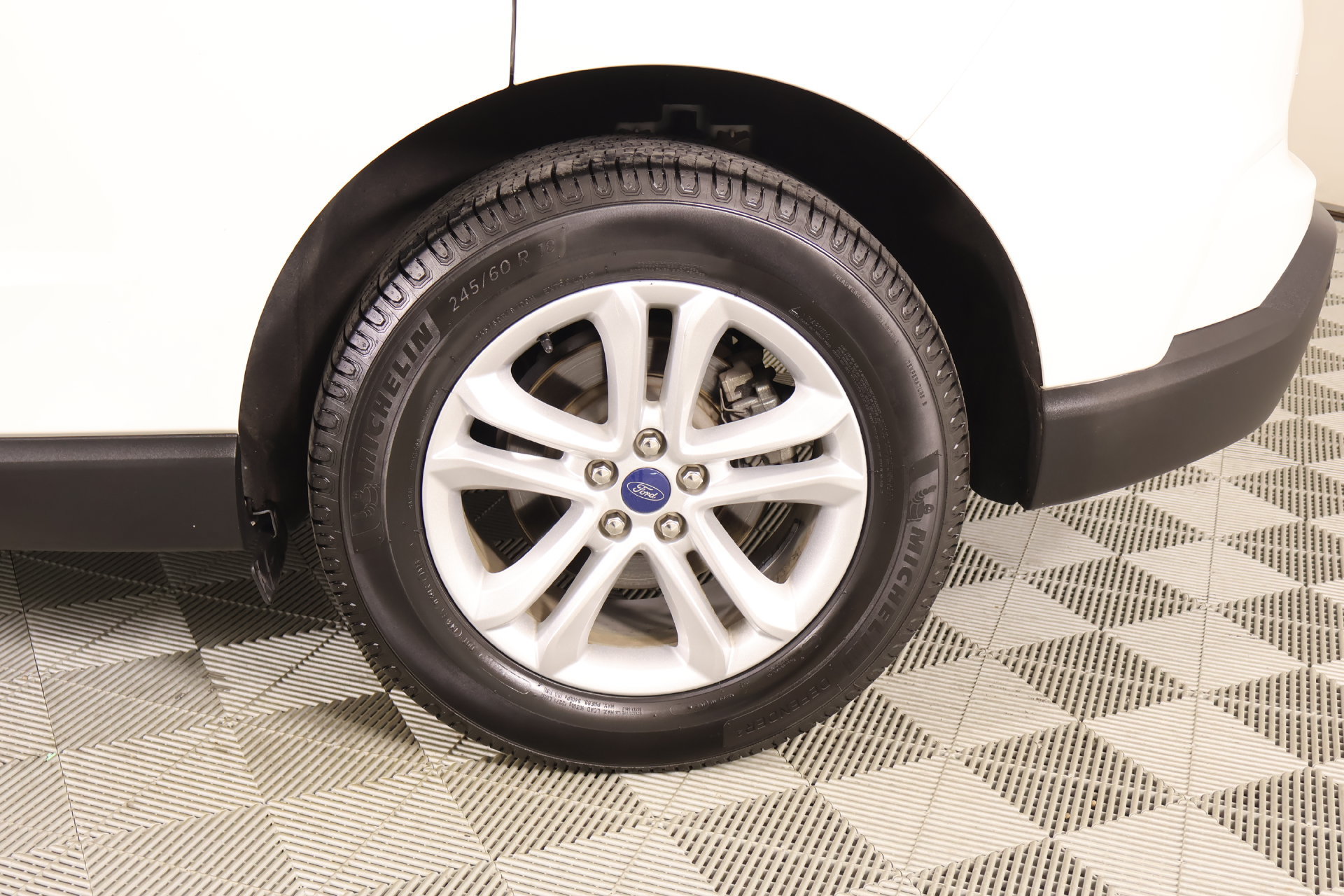 Used 2020 Ford Edge SEL w/ Convenience Package FWD image 19