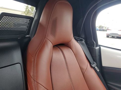 Used 2023 MAZDA MX-5 Miata Grand Touring image 6