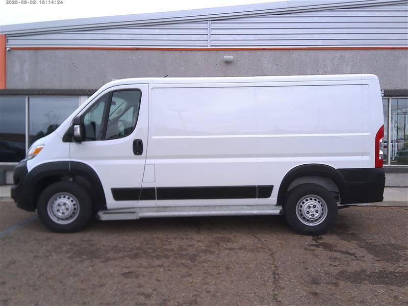 Used 2025 RAM ProMaster 2500 w/ U-Haul Equipment Group FWD image 2