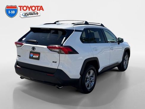 Certified 2025 Toyota RAV4 XLE w/ Convenience Package FWD image 5