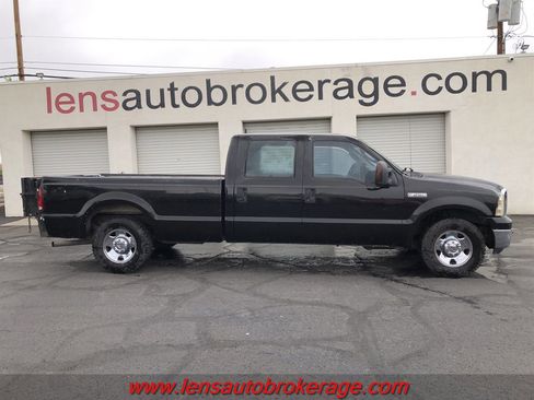 Used 2006 Ford F250 XLT image 1