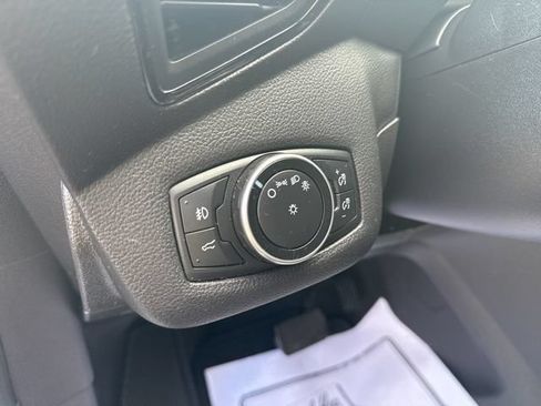 Used 2017 Ford Escape Titanium w/ Equipment Group 301A AWD/4WD image 20