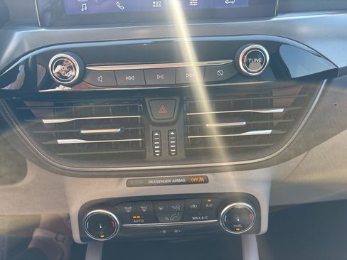 Used 2023 Ford Escape Active image 27