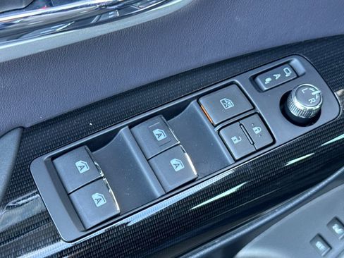 Certified 2019 Toyota Mirai image 14