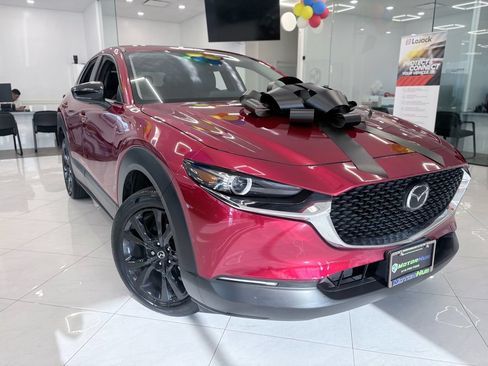 Used 2024 MAZDA CX-30 AWD 2.5 S w/ Select Sport Pkg image 3