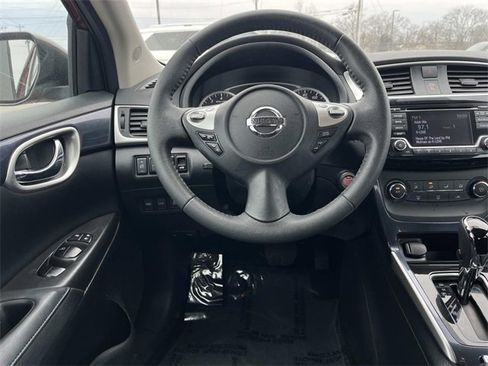 Used 2017 Nissan Sentra SR image 13