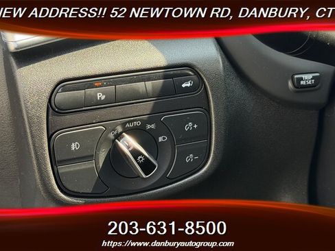 Used 2020 INFINITI QX50 Luxe AWD/4WD image 17