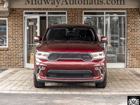 Used 2021 Dodge Durango SXT AWD/4WD image 2