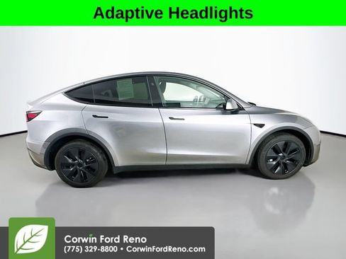 Used 2024 Tesla Model Y Long Range AWD/4WD image 8
