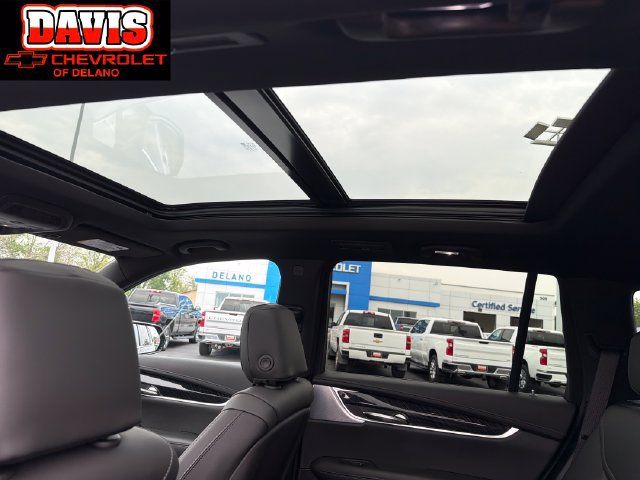 Used 2024 Cadillac XT6 Premium Luxury w/ LPO, Floor Liner Package AWD/4WD image 19