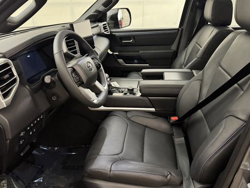 Used 2025 Toyota Tundra Platinum image 12