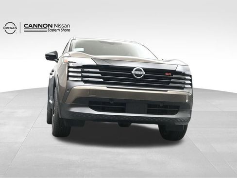New 2026 Nissan Kicks SR FWD image 32