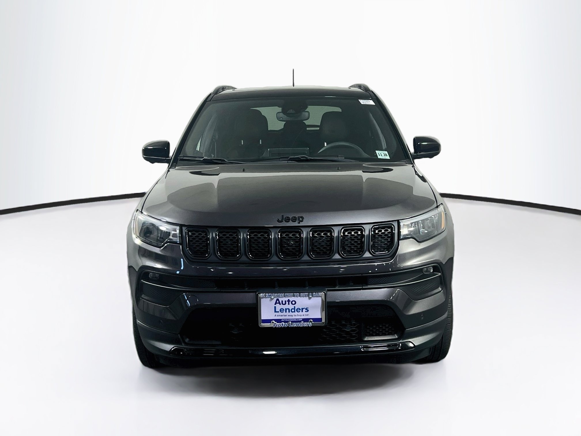 Used 2023 Jeep Compass Latitude w/ Sun and Sound Group AWD/4WD image 2