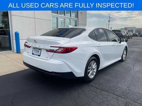Used 2025 Toyota Camry LE w/ Convenience Package FWD image 5