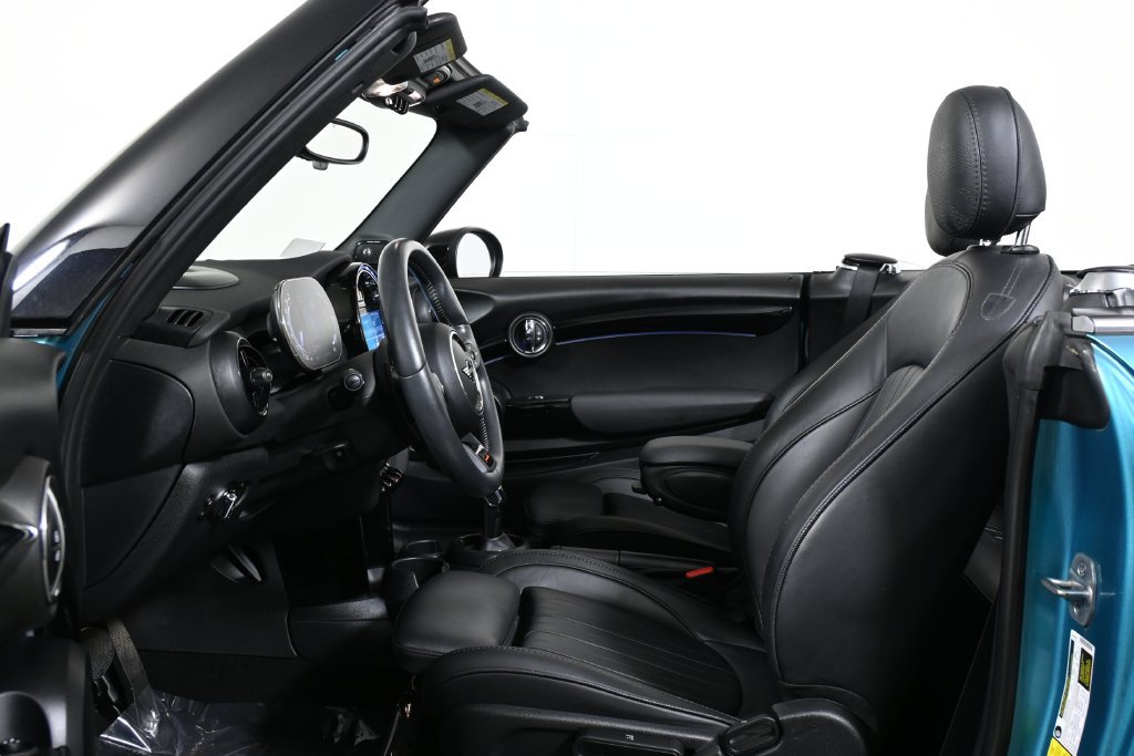 Used 2024 MINI Cooper S w/ Seaside Edition FWD image 3