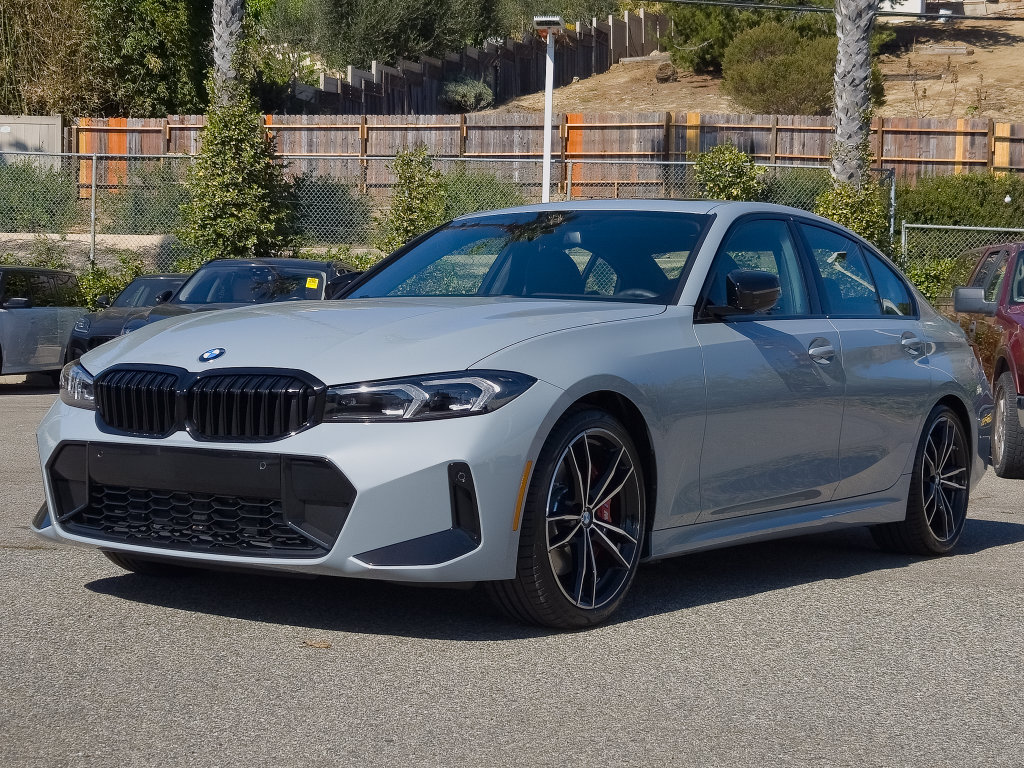 Used 2024 BMW 330i Sedan w/ M Sport Package RWD image 3