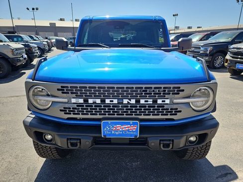 New 2026 Ford Bronco Badlands AWD/4WD image 3