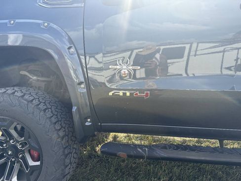 Used 2020 GMC Sierra 1500 AT4 w/ AT4 Premium Package AWD/4WD image 25
