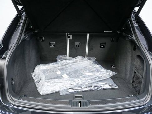 New 2026 Porsche Macan GTS image 30