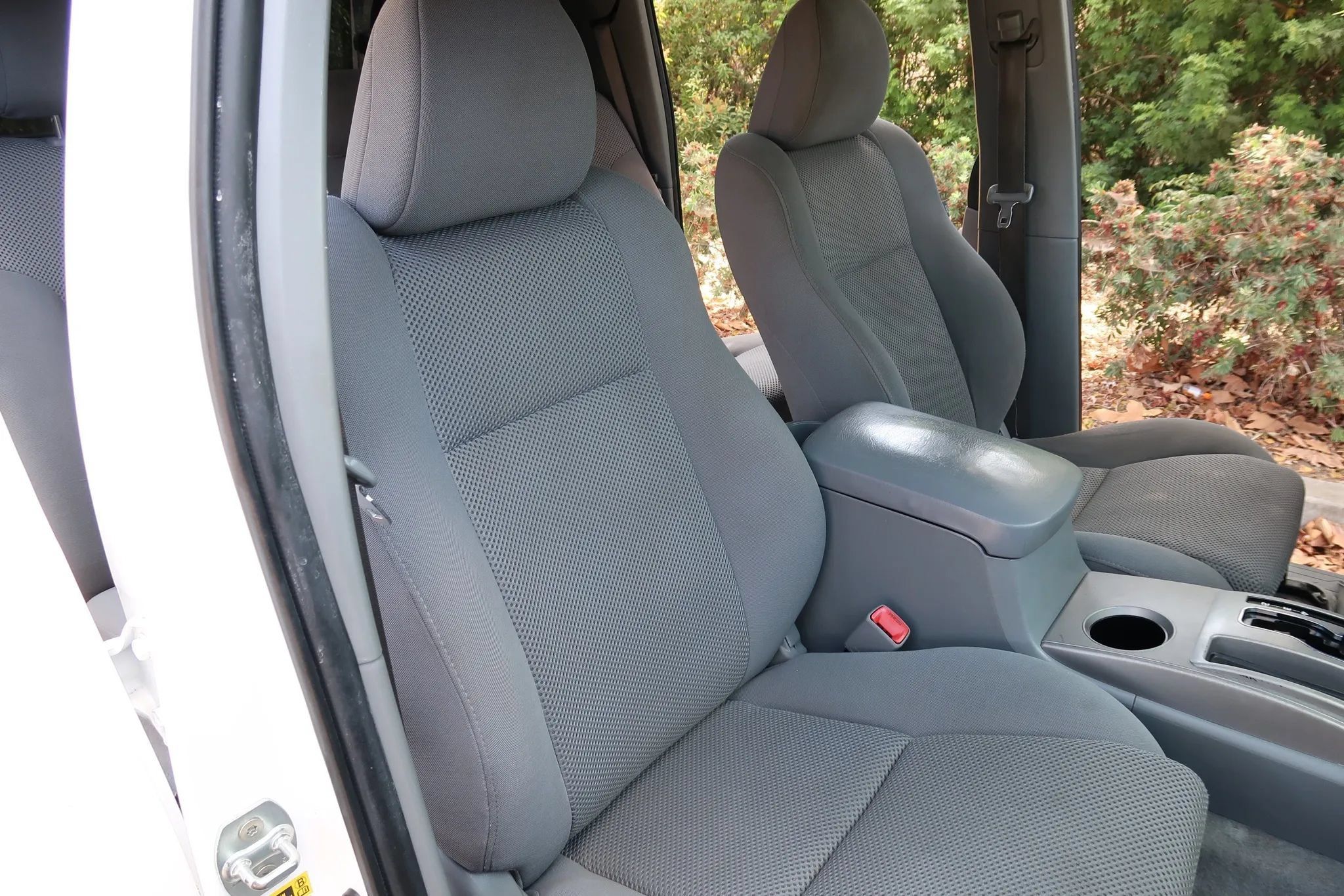 Used 2011 Toyota Tacoma PreRunner w/ TRD Sport Pkg w/JBL Audio RWD image 21