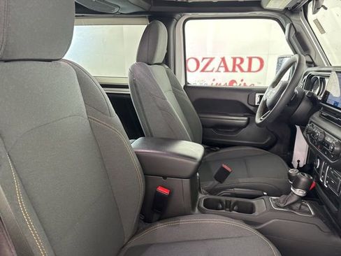 Used 2024 Jeep Wrangler Sport S image 16