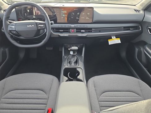 New 2025 Kia K4 EX image 14