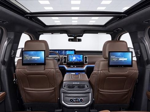 Used 2026 Ford Expedition King Ranch AWD/4WD image 40