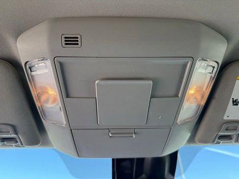 Used 2019 Toyota Tundra SR5 AWD/4WD image 19
