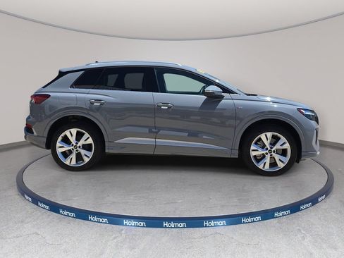 Used 2023 Audi Q4 e-tron Premium w/ Convenience Package AWD/4WD image 4