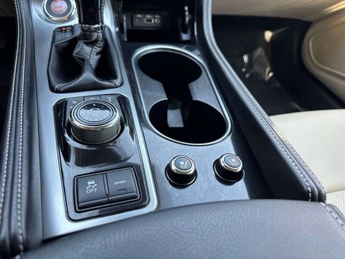 Used 2023 Nissan Maxima Platinum FWD image 25
