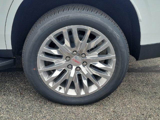New 2026 GMC Yukon Denali AWD/4WD image 5