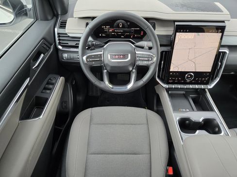 New 2025 GMC Acadia Elevation image 8