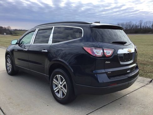 Used 2016 Chevrolet Traverse LT image 6