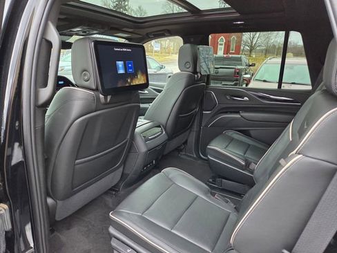 Used 2023 Cadillac Escalade Sport image 19