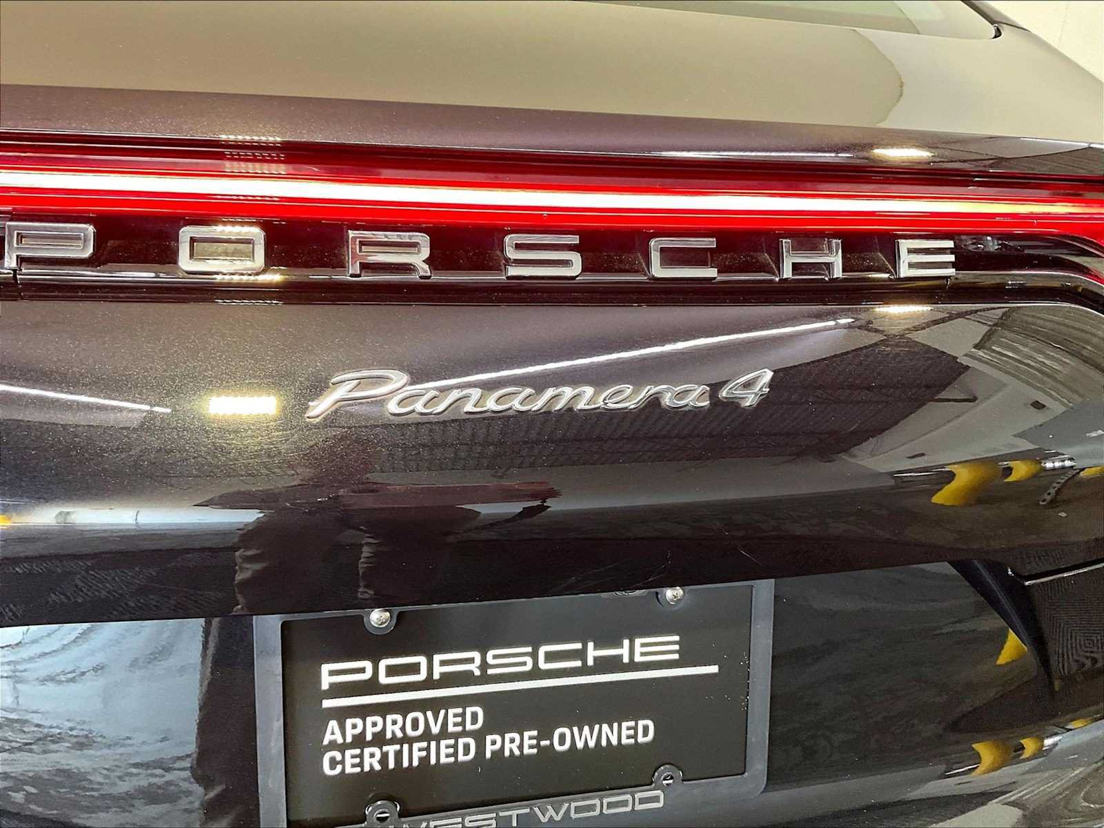 Certified 2023 Porsche Panamera 4 AWD/4WD image 35