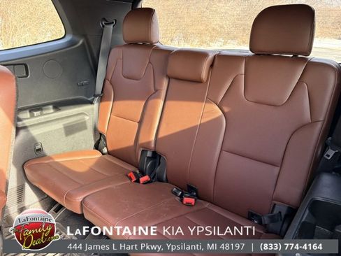 Used 2023 Kia Telluride EX w/ EX Captain's Chair Package image 11