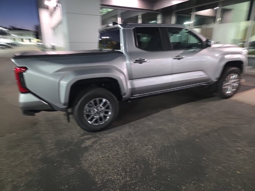 Used 2026 Toyota Tacoma Limited w/ Tow Tech Package AWD/4WD image 18