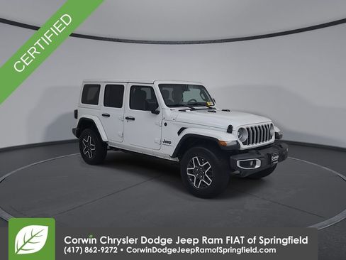 Certified 2025 Jeep Wrangler Sahara AWD/4WD image 3
