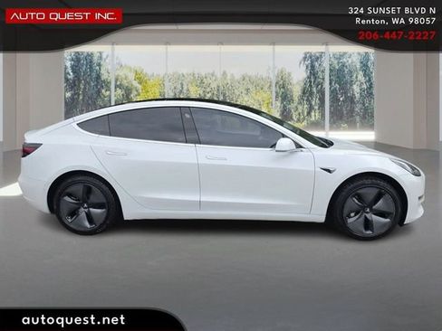 Used 2018 Tesla Model 3 Long Range RWD image 4