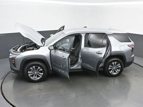 Used 2026 Chevrolet Equinox LT AWD/4WD image 61