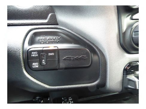 Used 2020 RAM 3500 Tradesman image 12