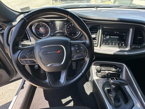 Used 2021 Dodge Challenger SXT RWD image 19
